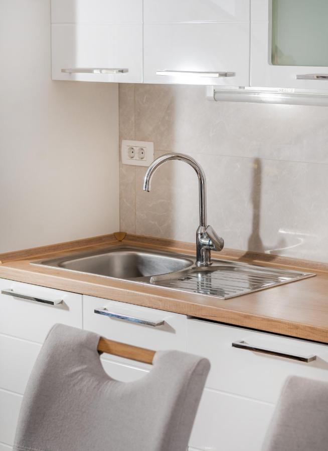 Solu Apartment Promajna Eksteriør bilde
