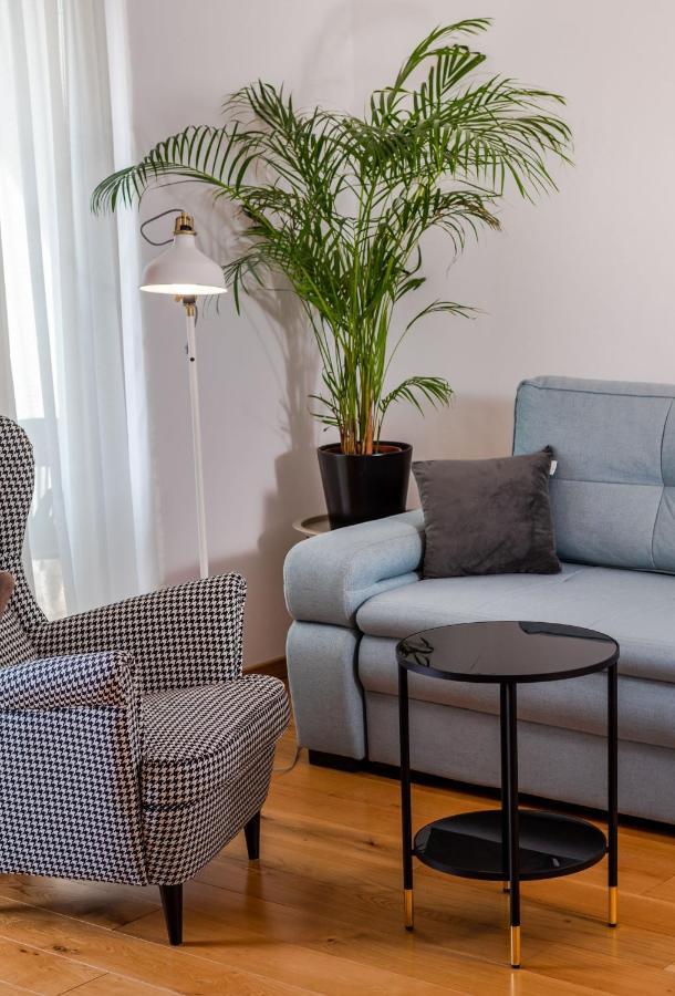 Solu Apartment Promajna Eksteriør bilde