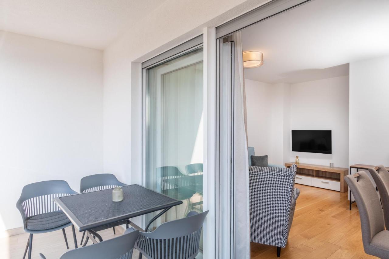 Solu Apartment Promajna Eksteriør bilde