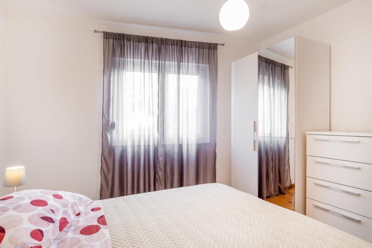 Solu Apartment Promajna Eksteriør bilde